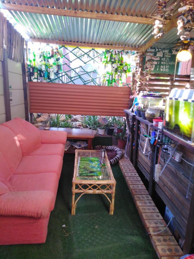 ווינדהוק Xenia Bed & Breakfast מראה חיצוני תמונה